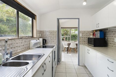 Photo of property in 2/39c Coronation Road, Hillcrest, Auckland, 0627