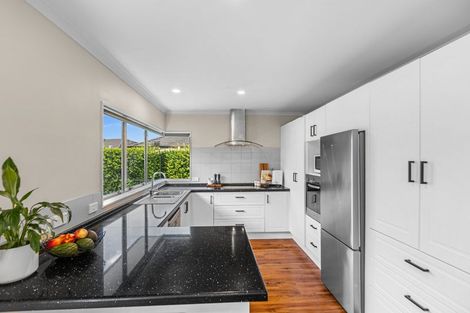 Photo of property in 34 Popata Close, Papamoa Beach, Papamoa, 3118