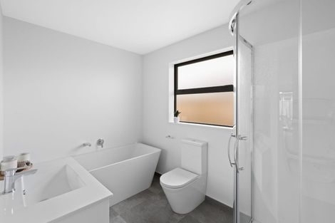 Photo of property in 184 Faringdon Boulevard, Rolleston, 7615