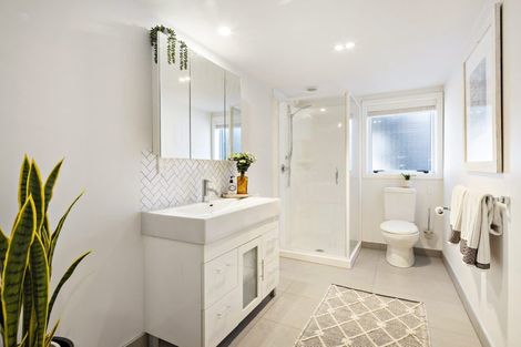 Photo of property in 30 Milne Terrace, Island Bay, Wellington, 6023