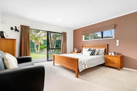 Photo of property in 5 Karson Place, Flat Bush, Auckland, 2016
