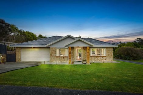 Photo of property in 1 Fleetwood Drive, Henderson, Auckland, 0612