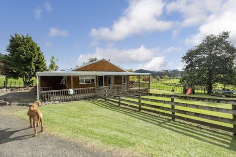 Photo of property in 293 Ararimu Valley Road, Helensville, Waimauku, 0882