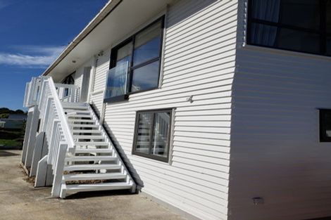 Photo of property in 18 Heathberry Close, Papatoetoe, Auckland, 2025
