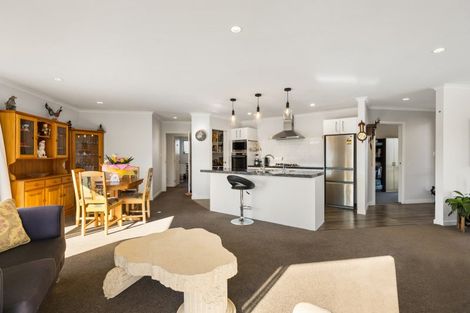 Photo of property in 8 Austral Place, Cromwell, 9310