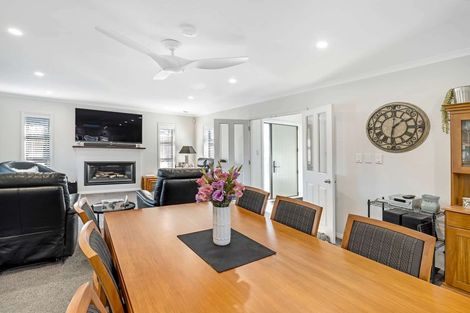 Photo of property in 112a Fitzroy Street, Terrace End, Palmerston North, 4410