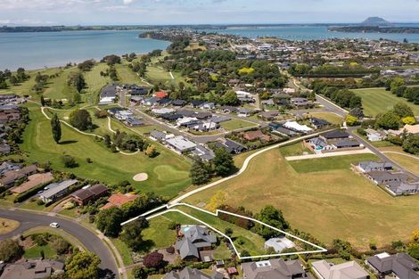 Photo of property in 38 Links View Drive, Omokoroa, 3114