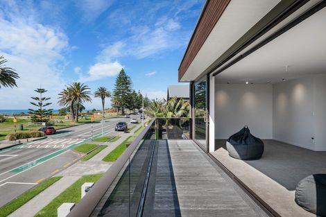 Photo of property in 30 Marine Parade, Mount Maunganui, 3116