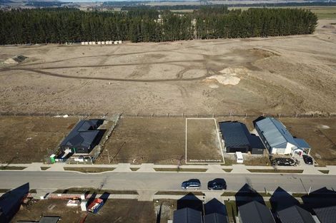 Photo of property in 13 Barton Street, Lake Hawea, 9382