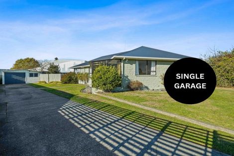 Photo of property in 22 Skerten Avenue, Hornby, Christchurch, 8042