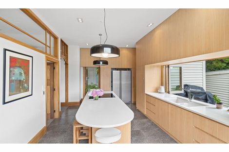 Photo of property in 53 Beckford Road, Saint Martins, Christchurch, 8022