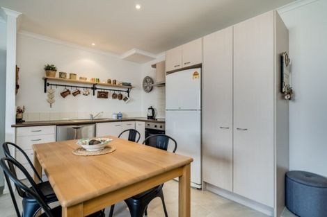 Photo of property in 4/281 Maunganui Road, Mount Maunganui, 3116