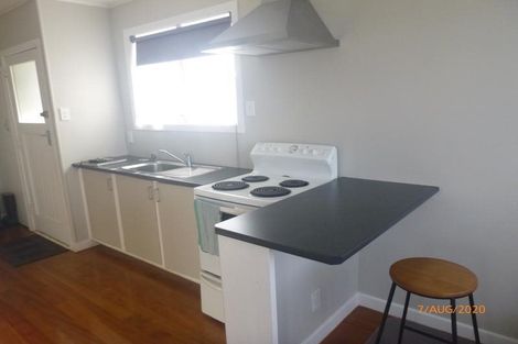 Photo of property in 7 Tatau Way, Te Atatu Peninsula, Auckland, 0610