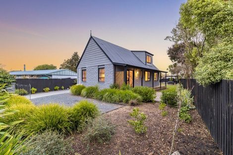 Photo of property in 47a Inwoods Road, Parklands, Christchurch, 8083