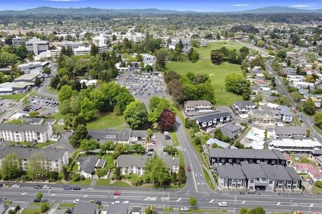 Photo of property in 15/100u Knighton Road, Hillcrest, Hamilton, 3216