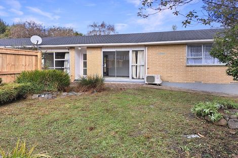 Photo of property in 8f1- Garth Lane, Maoribank, Upper Hutt, 5018