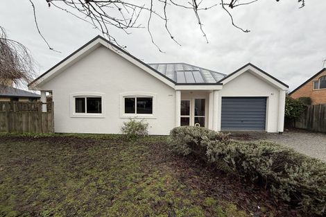 Photo of property in 42 Meadowstone Drive, Wanaka, 9305