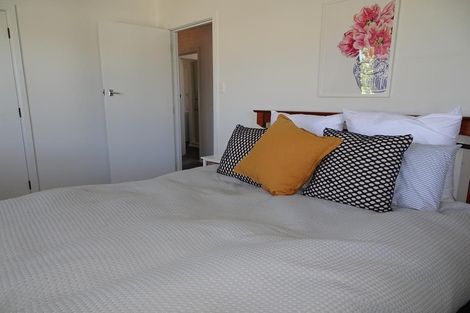 Photo of property in 9a Cornwall Road, Taradale, Napier, 4112