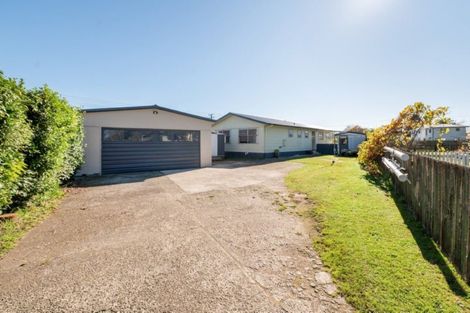 Photo of property in 17 Byron Grove, Owhata, Rotorua, 3010