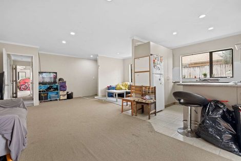 Photo of property in 4 Prado Drive, Pukekohe, 2120