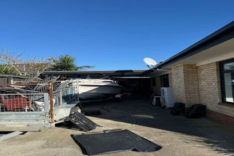 Photo of property in 99 Kitchener Road, Waiuku, 2123