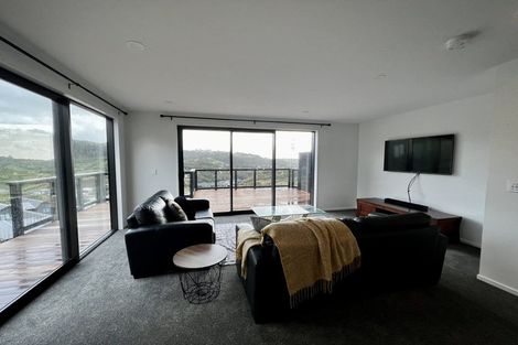 Photo of property in 14 Bee Lane, Whitby, Porirua, 5024