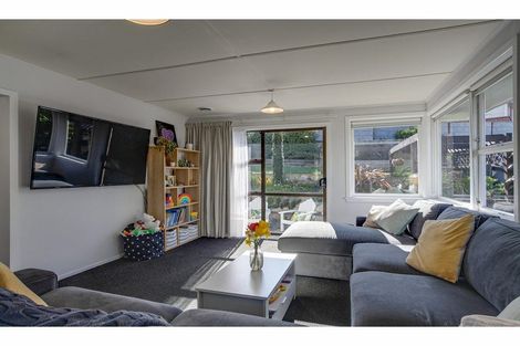 Photo of property in 16 Clyde Carr Crescent, Waimataitai, Timaru, 7910