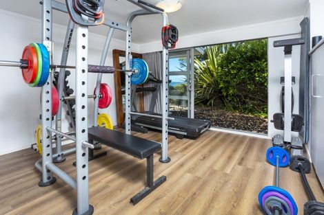 Photo of property in 62 Sharon Road, Waiake, Auckland, 0630
