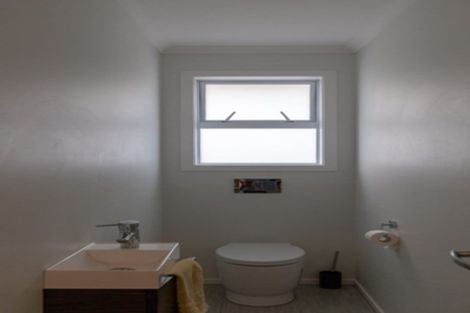 Photo of property in 29 Kohekohe Road, Waikanae, 5036