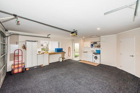 Photo of property in 78 Guildford Drive, Paraparaumu, 5032