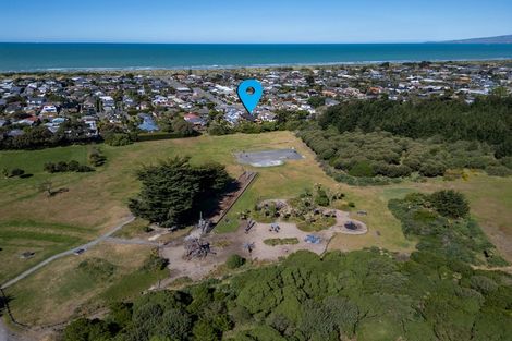 Photo of property in 2/238 Estuary Road, South New Brighton, Christchurch, 8062