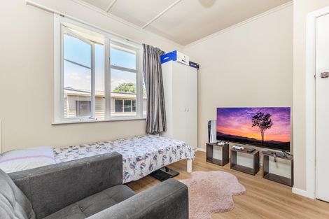 Photo of property in 1/7 Cambridge Road, Manurewa, Auckland, 2102