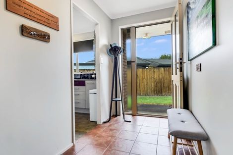 Photo of property in 28 Antrim Place, Nawton, Hamilton, 3200