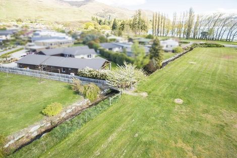 Photo of property in 14 Lansdown Street, Wanaka, 9305