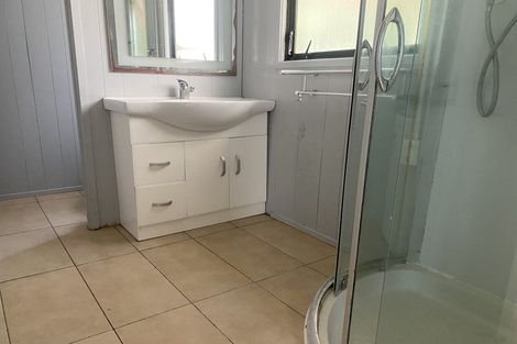 Photo of property in 47 Bodi Place, Te Atatu South, Auckland, 0610