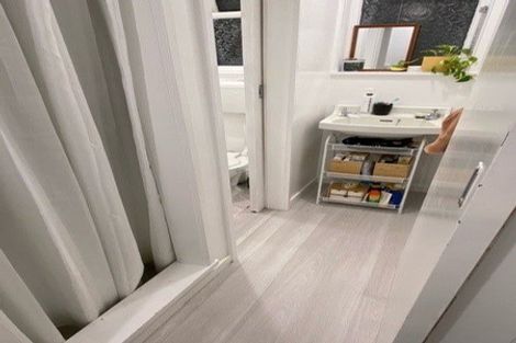 Photo of property in 74 Mitchell Street, Brooklyn, Wellington, 6021