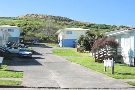 Photo of property in 27-29 Elsie Morton Place, Papakura, 2110