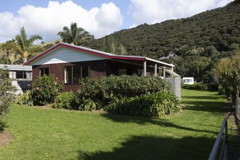 Photo of property in 39 Tauranga Bay Beach Road, Kaeo, 0478