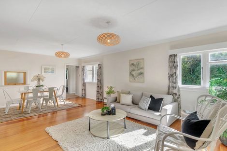 Photo of property in 9 Chester Road, Tawa, Wellington, 5028