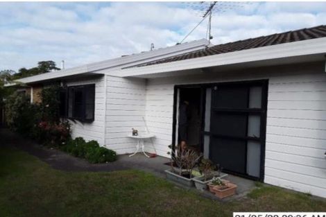 Photo of property in 2/18 Milton Road, Orewa, 0931