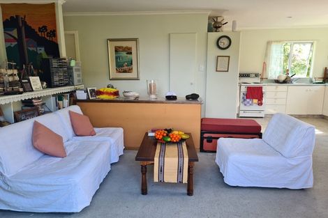 Photo of property in 60 Lukes Road, Little Akaloa, 7583