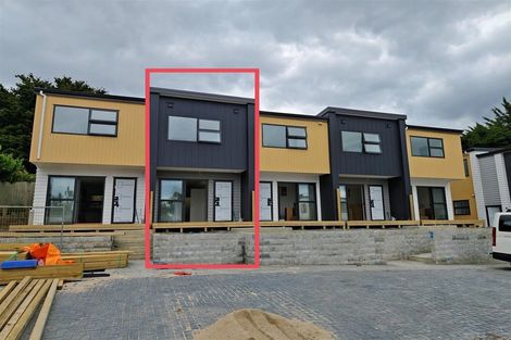 Photo of property in 13/13 Grove Lane, Pakuranga, Auckland, 2010