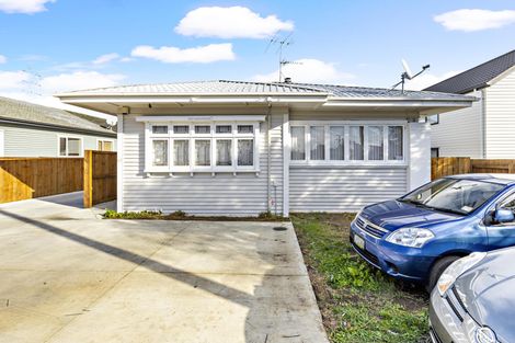 Photo of property in 63 Gray Avenue, Mangere East, Auckland, 2024