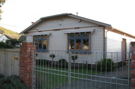 Photo of property in 6 Malone Road, Waterloo, Lower Hutt, 5011