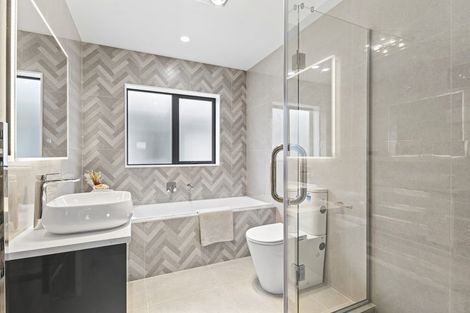Photo of property in 5 Knockanara Drive, Flat Bush, Auckland, 2019