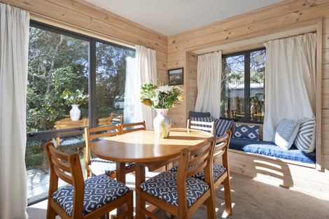 Photo of property in 58 Kinloch Road, Kinloch, Taupo, 3377