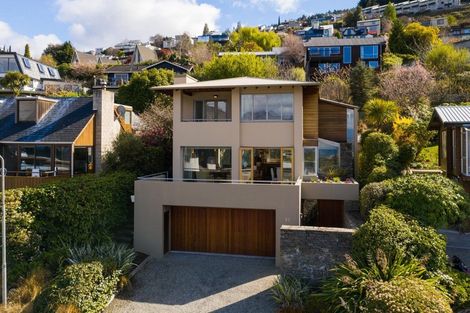 Photo of property in 16 Earnslaw Terrace, Queenstown, 9300