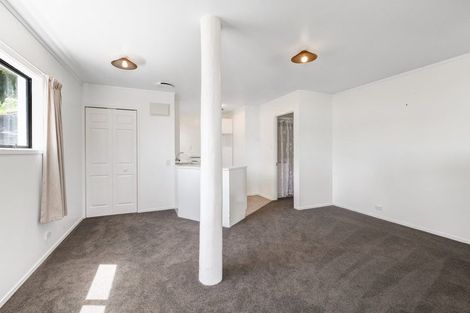 Photo of property in 65 De Luen Avenue, Tindalls Beach, Whangaparaoa, 0930