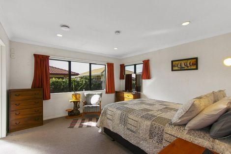 Photo of property in 19 Elmbridge Place, Owhata, Rotorua, 3010