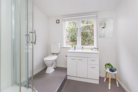 Photo of property in 185 Marine Parade, Seatoun, Wellington, 6022